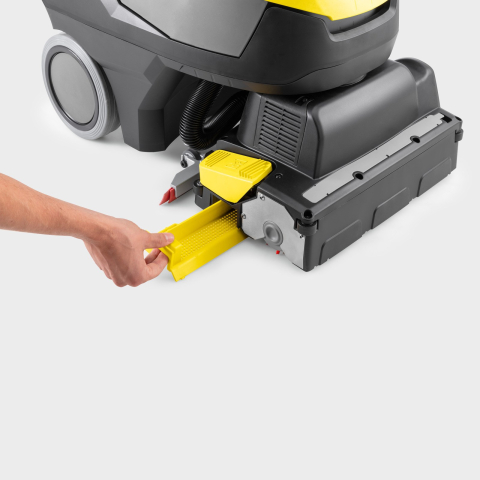Аккумуляторная поломоечная машина Kärcher BR 35/12 C Bp Pack Go!Further (1.783-494.0, 25,2 В / 21 Ач, 350 мм, 12/12 л) [7]