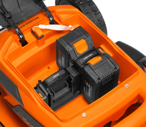 Mașină de tuns gazonul cu acumulator DAEWOO DLM 5042Li-S SET (2×21V, 2×5Ah, Motor Brushless 1300W, 47 cm, Autopropulsată, Coș 65L) [5]
