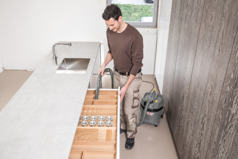 Aspirator umed-uscat profesional Kärcher NT 22/1 Ap Te – Puternic, versatil și cu curățare semiautomată a filtrului! [3]