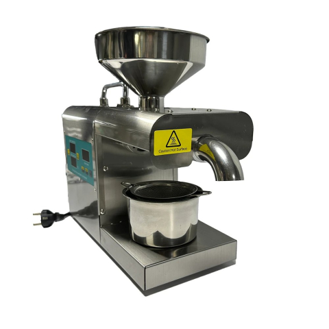 Presă de ulei automată Demetra DM-820, 820W, 4–6 kg/h [6]