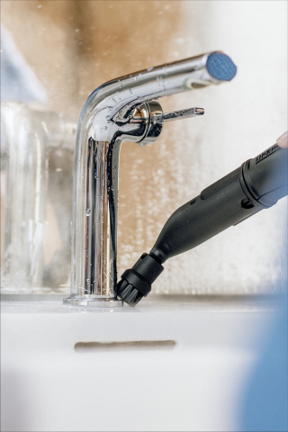 Aparat de curățat cu abur Kärcher SC 5 EasyFix Iron Plug – 4,2 bar + funcție fier de călcat profesional inclus! [7]