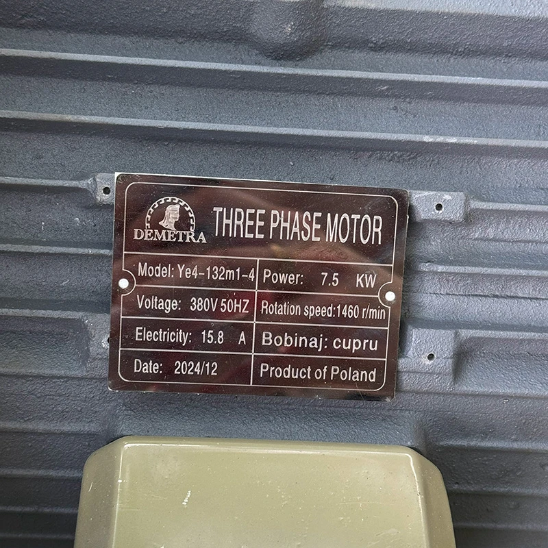 Tocător de baloți și moară cu aspirație Demetra DM-500BL 7.5 kW (380V) – putere profesională pentru ferme performante [10]