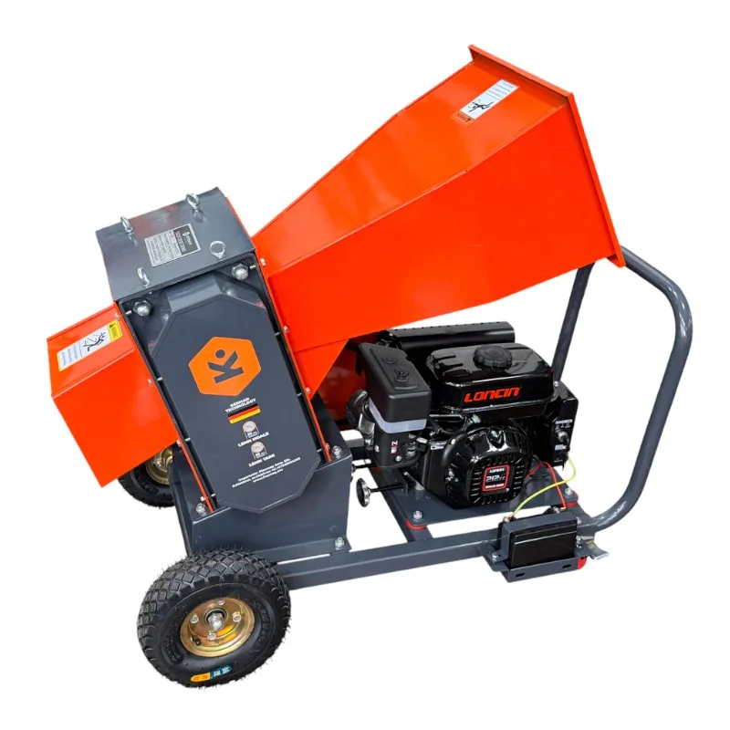 Tocător de crengi pe benzină Kronava KV-80BD – Pornire la cheie – Motor LONCIN 7.5 CP – Diametru maxim 80 mm – Putere și Mobilitate Totală [8]