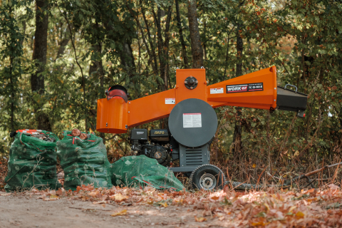 Tocător de crengi pe benzină TECHNOWORKER TC 15-140 B (15 CP, 420 cm³, Diametru 120-150 mm, Motor RATO 11 kW) [7]