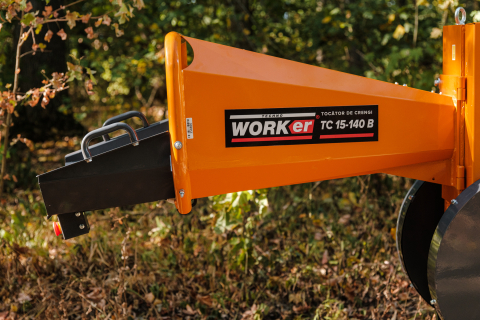 Tocător de crengi pe benzină TECHNOWORKER TC 15-140 B (15 CP, 420 cm³, Diametru 120-150 mm, Motor RATO 11 kW) [6]