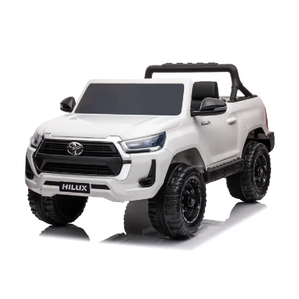 Vehicule cu acumulatori - Toyota Hilux (белая)
