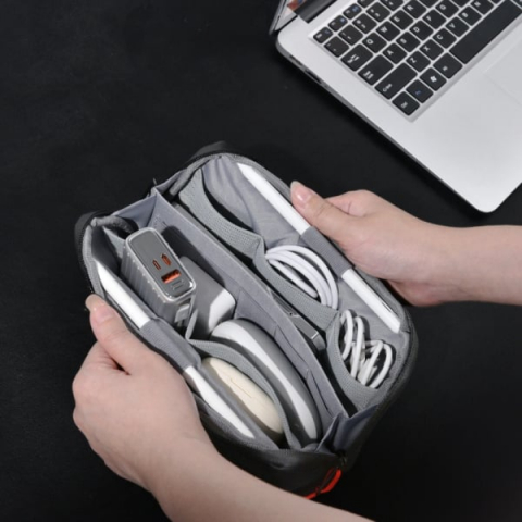 Warriors Tech Pouch X – Organizator Compact pentru Echipamente Tehnologice [2]