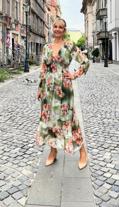 Rochie vaporoasa din mătase [3]