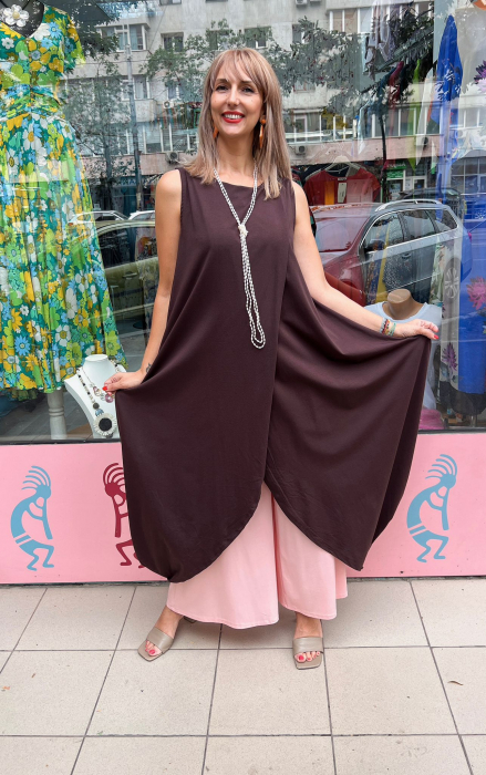 Rochie fara maneci asimetrica maro [2]