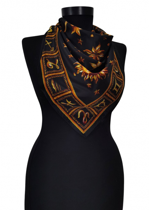 Esarfa cu model Retro Femei [1]