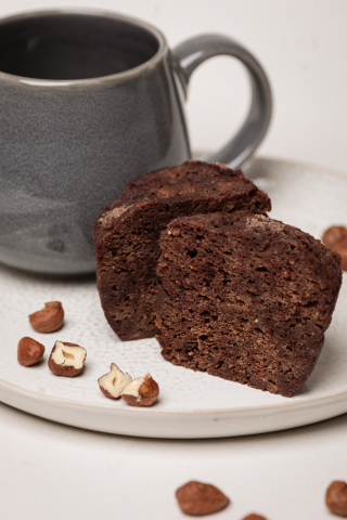 Amestec de făină pentru prăjitură în cană, cu alune de pădure, conținut redus de carbohidrați 50 g [1]