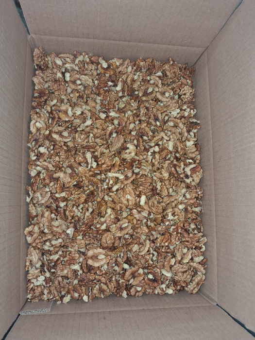 Miez de nucă natural, calitate medie [5]