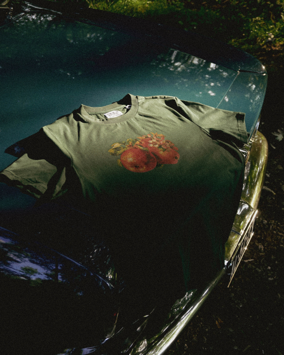 THE LOOSE COMPANY | APPLE - TEE [3]