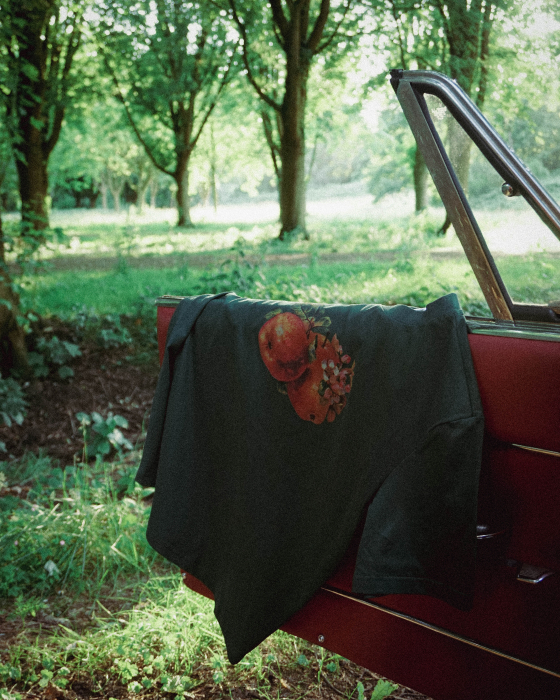 THE LOOSE COMPANY | APPLE - TEE [5]