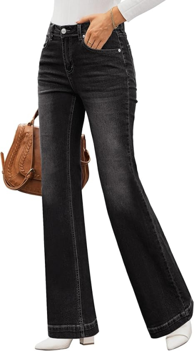 Blugi negri drepti pentru femei, cu buzunare, mulati pe coapse, evazati jos  S [2]