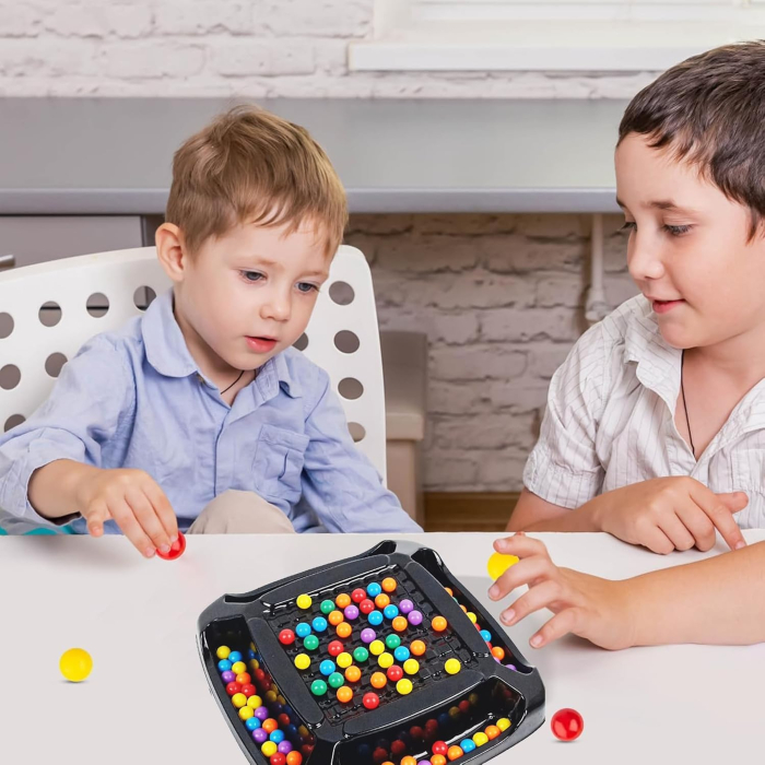 Joc de strategie pentru 2 persoane cu 80 de bile multicolore [6]