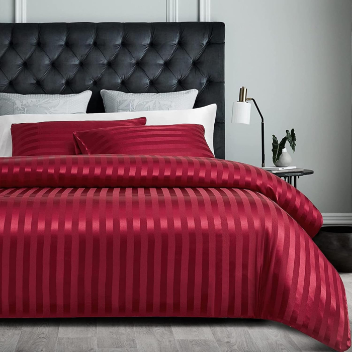 Lenjerie de pat din satin rosu, husa pilota 140x200 cm, 1 fata perina 65x65 cm [3]