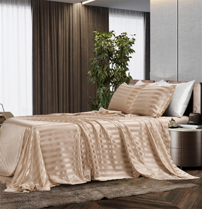 Lenjerie de pat din satin crem, husa pilota 240x220 cm, 2 fete perini 65x65 cm [7]