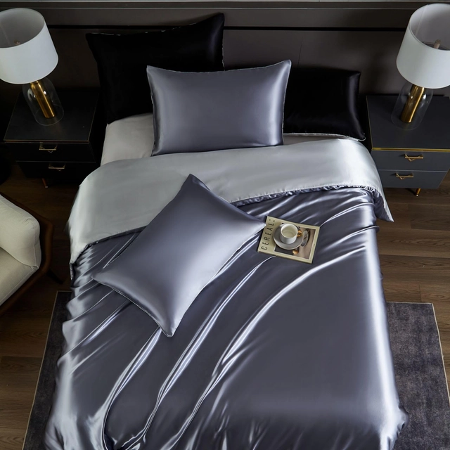 Lenjerie de pat din satin gri si alb, husa pilota 200x200 cm, 2 fete perini 65x65 cm [3]