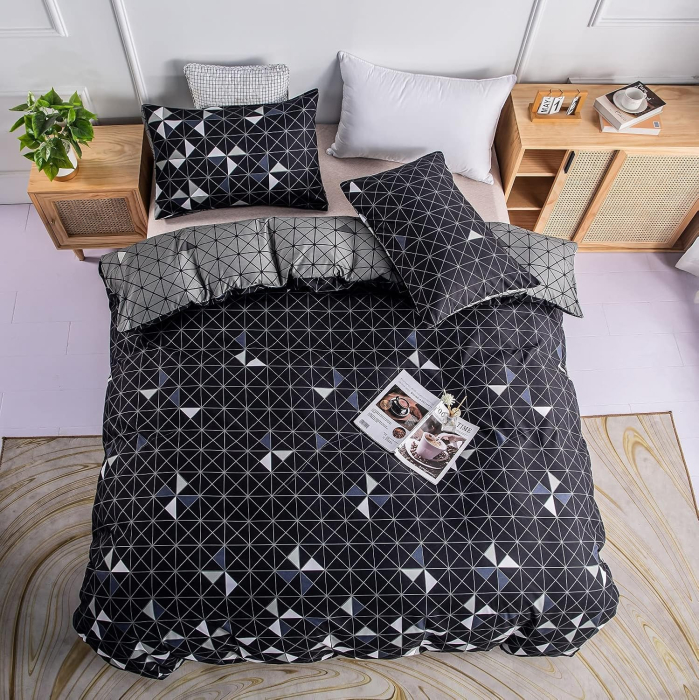 Lenjerie de pat neagra cu model, husa pilota 220x240 cm cu 2 fete perini 80x80 cm [6]