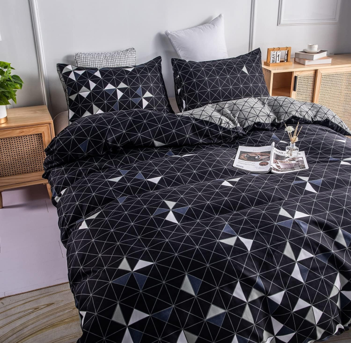 Lenjerie de pat neagra cu model, husa pilota 220x240 cm cu 2 fete perini 80x80 cm [7]