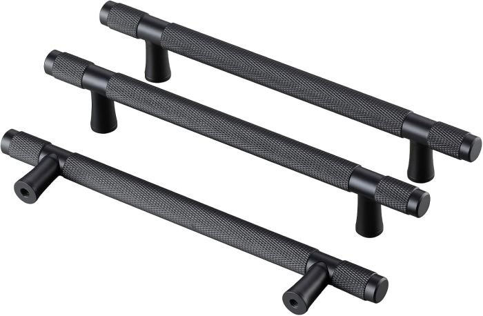 Maner negru rotund din zinc, lungime 192 mm intre gauri, 10 bucati [7]