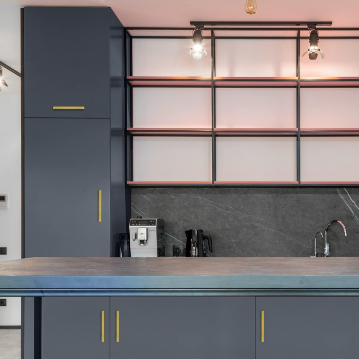 Manere aurii patrate din zinc, lungime 160 mm intre gauri, 5 bucati [6]