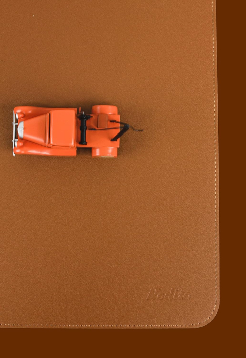 Mouse pad 61x43 cm maro din piele artificiala, impermeabil, moale [5]