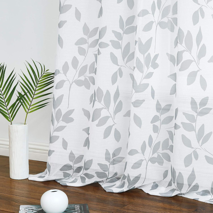 Set 2 Perdele Voal cu Imprimeu Frunze Gri, 136 x 180 cm/Bucată, 8 Ochiuri Metalice, Material Texturat, Semi-Transparente, Alb-Gri [4]