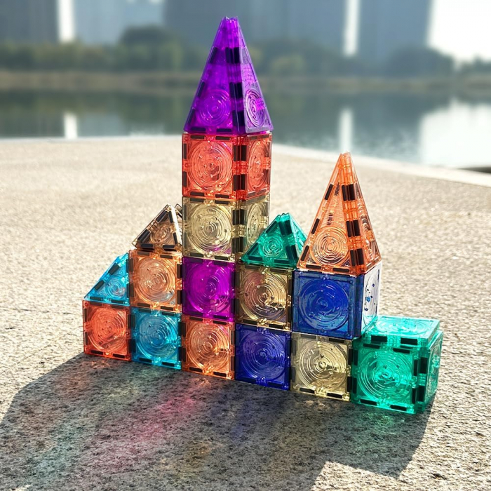 Set de constructie 3D, 56 elemente magnetice, design poliprezent, culori inspirate din galaxie, pentru copii 3+ ani [3]