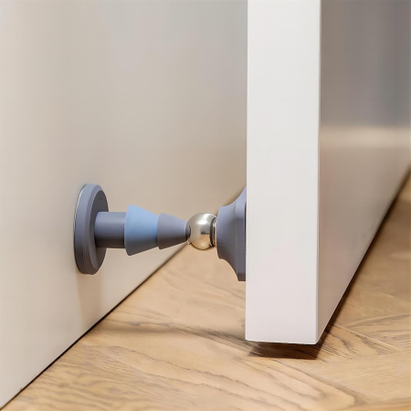 accesorii scaune, mese - Opritor siliconic pentru usi, cu retinere magnetica, fara gaurire