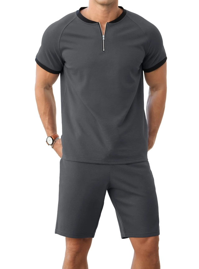 COSTUME 2 PIESE - Costum de vară pentru timpul liber pentru barbati, set 2 piese, tricou polo si pantaloni scurti, gri inchis L