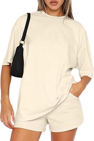 COSTUME 2 PIESE - Costum crem casual pentru femei, ideal iesiri de vara, 2 piese L