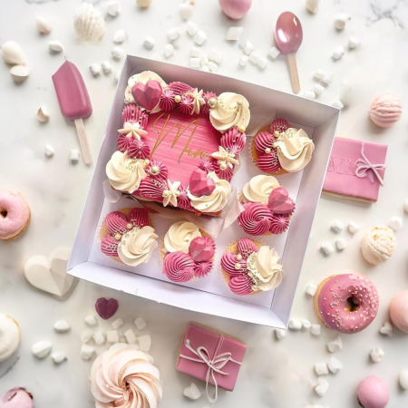 Cutii Tort și Cupcakes, 26 x 26 x 12,5 cm, Fereastră Transparentă, Panglică, set 30 bucati [1]
