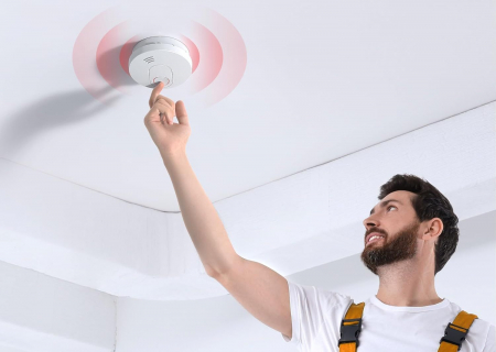 Detector de fum cu suport magnetic și baterie, conectabil la rețea, wireless, certificat TÜV conform DIN EN 14604 [5]