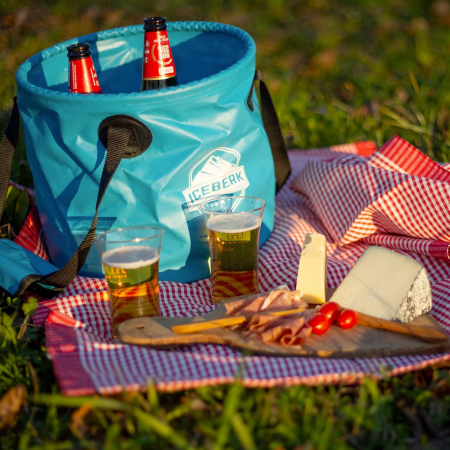Galeata albastra pliabila cu capac si manere pentru camping 15L [5]