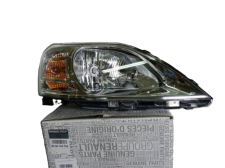 Piese auto - Far dreapta original Dacia Logan facelift OEM 8200744754