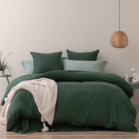 ACCESORII PAT - Lenjerie de pat 135x200 cm 4 bucati, perni 80x80 cm, certificat OekoTex potrivit pentru persoanele alergice, verde inchis cu fermoar
