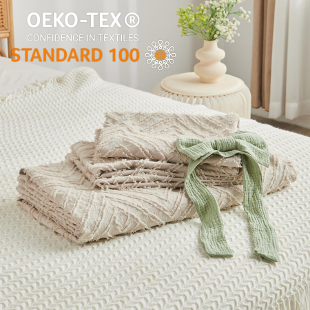 Lenjerie de pat crem, husa pilota 260x240 cm cu 2 fete perini 65x65 cm [6]