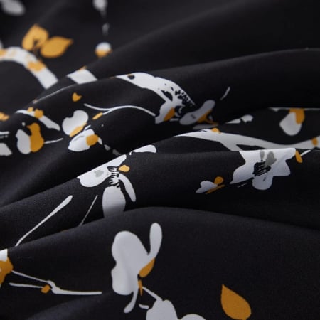 Lenjerie de pat 3 piese neagra cu crengute alba-1 husa pilota 240x220cm+ 2 huse perini 80x80 cm [6]
