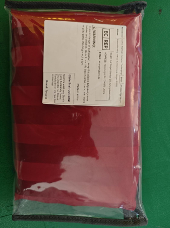 Lenjerie de pat din satin rosu, husa pilota 140x200 cm, 1 fata perina 65x65 cm [7]