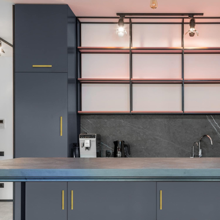 Manere aurii patrate din zinc, lungime 128 mm intre gauri, 5 bucati [5]