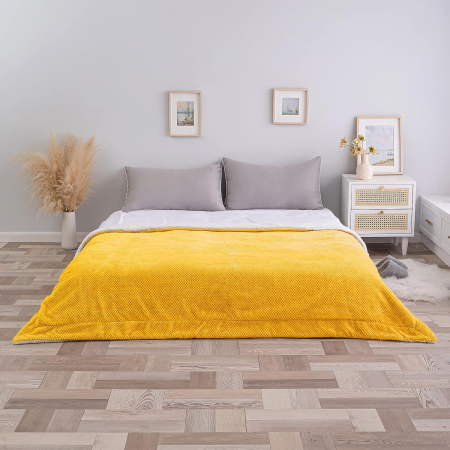 Patura groasa, moale, usoara, cu 2 fete, alb, galben 150x200 cm [6]