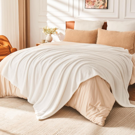 Pătură crem pufoasă, fleece moale simpla 130 x 150 cm [4]