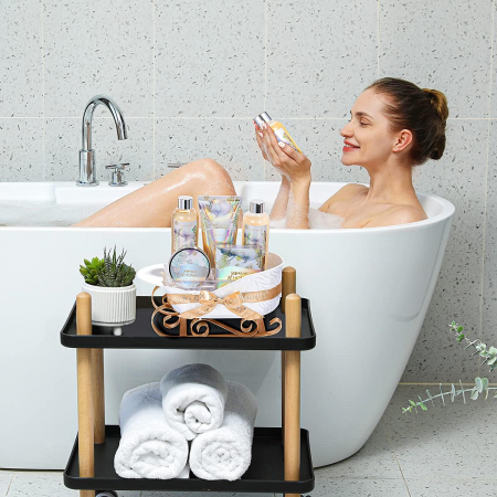 Set baie și duș Body&Earth cu 6 piese, cu parfum de iasomie și miere [6]
