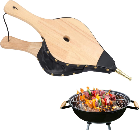 Suflanta din lemn cu burduf pentru intretinerea focului [6]