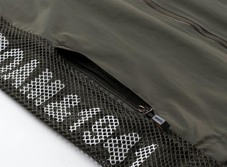 Vesta usoara, respirabila, cu fermoar si buzunare pentru iesiri in natura, verde M [3]