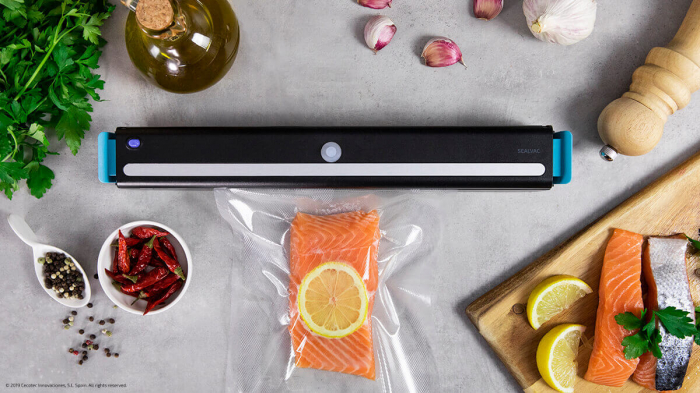 Aparat de vidat Cecotec FoodCare SealVac 600 Easy, 85 W, Presiune vid 0.6 bar, Vidare rapida  10 secunde, Iluminare LED, Design compact, Silentios, Negru Albastru [5]