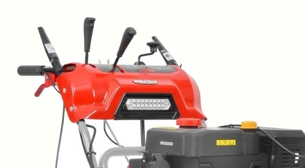 Freza de zapada pe benzina HECHT 9666 cu senile, putere 7 CP, latime de lucru 66 cm, 110 kg [5]