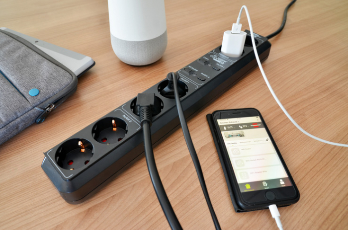 Prelungitor Smart Brennenstuhl Connect Eco-Line WiFi H05VV-F3G1 ,1,5m , 5prize, Alexa, Google [3]